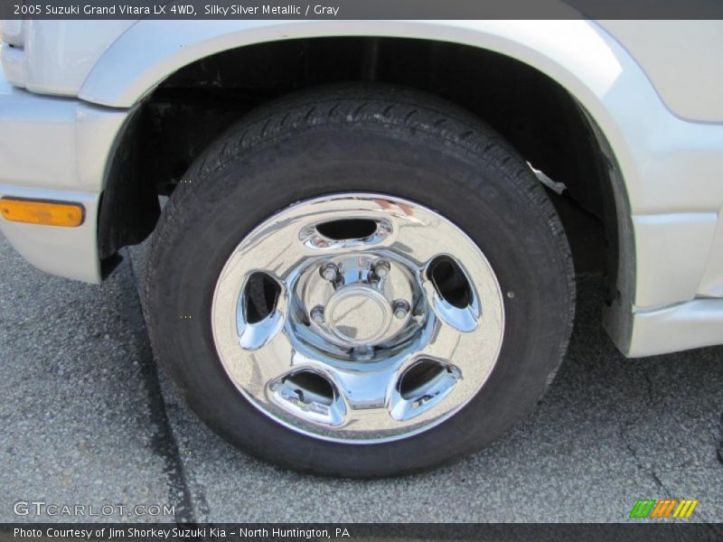 Silky Silver Metallic / Gray 2005 Suzuki Grand Vitara LX 4WD