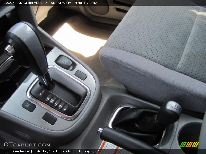 Silky Silver Metallic / Gray 2005 Suzuki Grand Vitara LX 4WD
