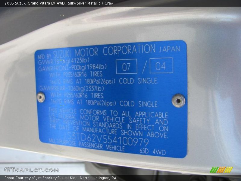 Silky Silver Metallic / Gray 2005 Suzuki Grand Vitara LX 4WD