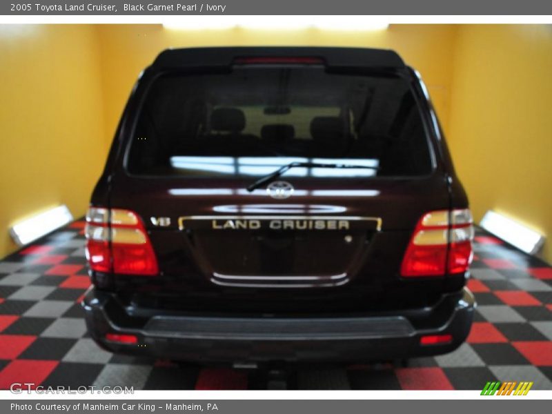 Black Garnet Pearl / Ivory 2005 Toyota Land Cruiser