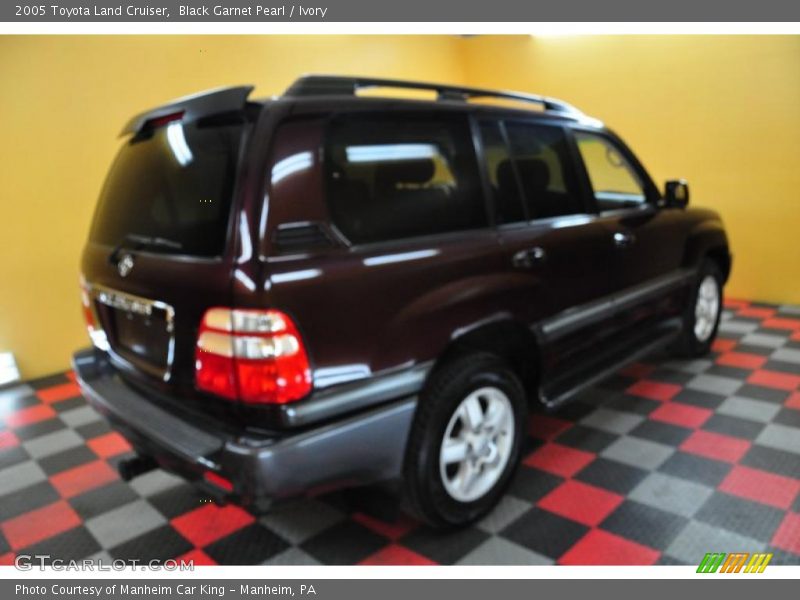 Black Garnet Pearl / Ivory 2005 Toyota Land Cruiser