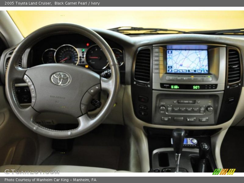 Black Garnet Pearl / Ivory 2005 Toyota Land Cruiser