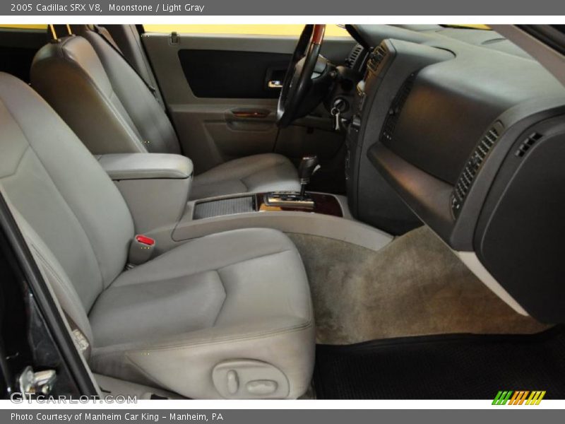 Moonstone / Light Gray 2005 Cadillac SRX V8