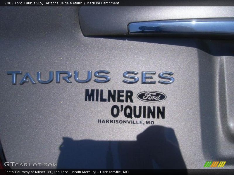 Arizona Beige Metallic / Medium Parchment 2003 Ford Taurus SES