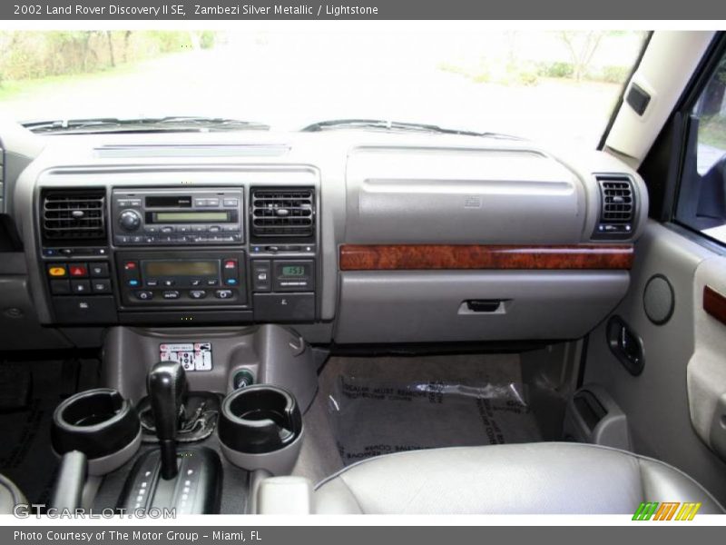 Zambezi Silver Metallic / Lightstone 2002 Land Rover Discovery II SE