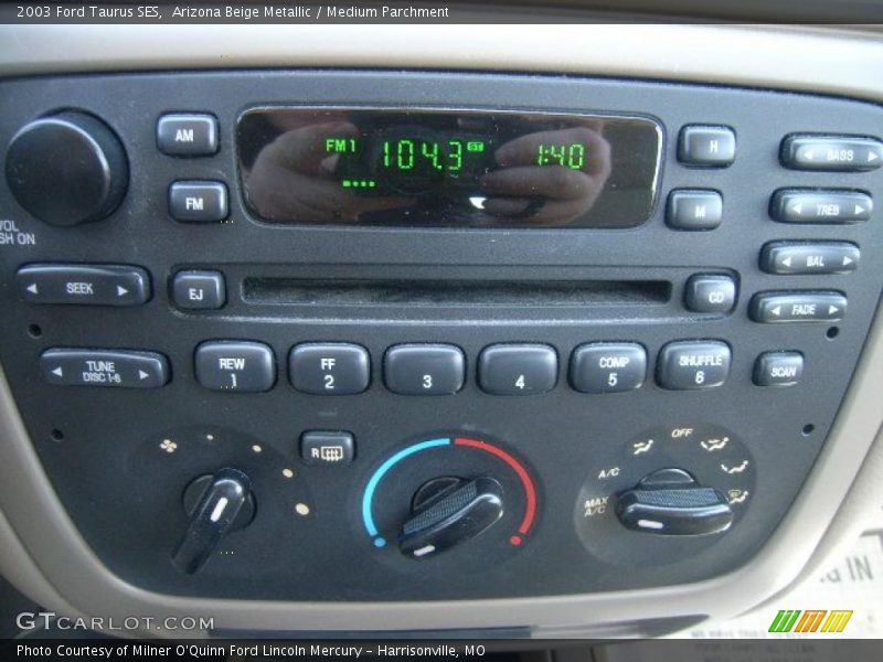 Arizona Beige Metallic / Medium Parchment 2003 Ford Taurus SES