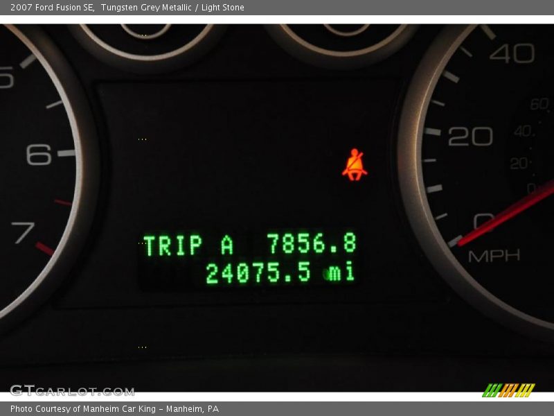 Tungsten Grey Metallic / Light Stone 2007 Ford Fusion SE