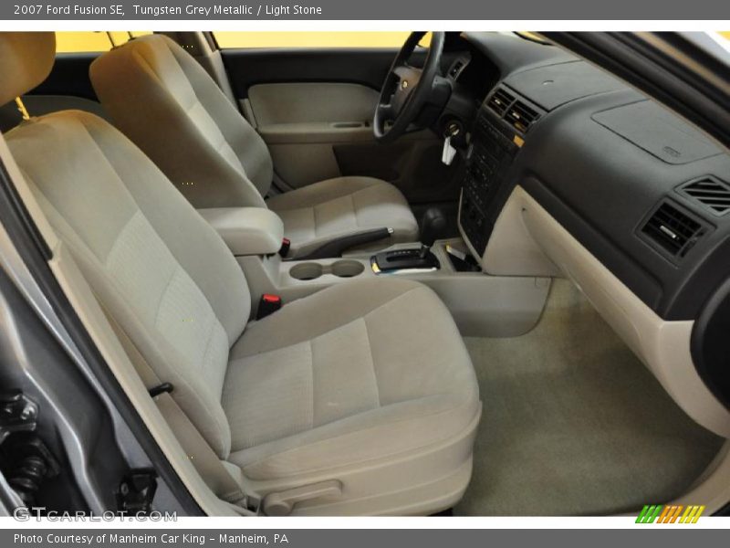 Tungsten Grey Metallic / Light Stone 2007 Ford Fusion SE