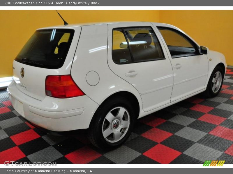 Candy White / Black 2000 Volkswagen Golf GLS 4 Door