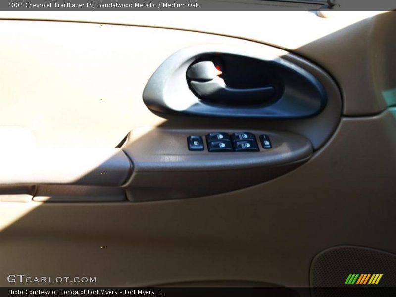 Sandalwood Metallic / Medium Oak 2002 Chevrolet TrailBlazer LS