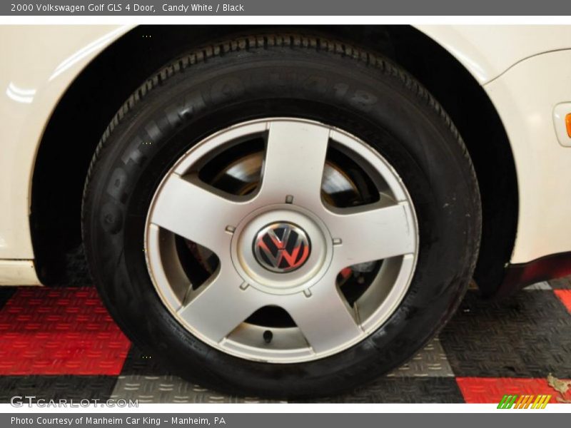 Candy White / Black 2000 Volkswagen Golf GLS 4 Door