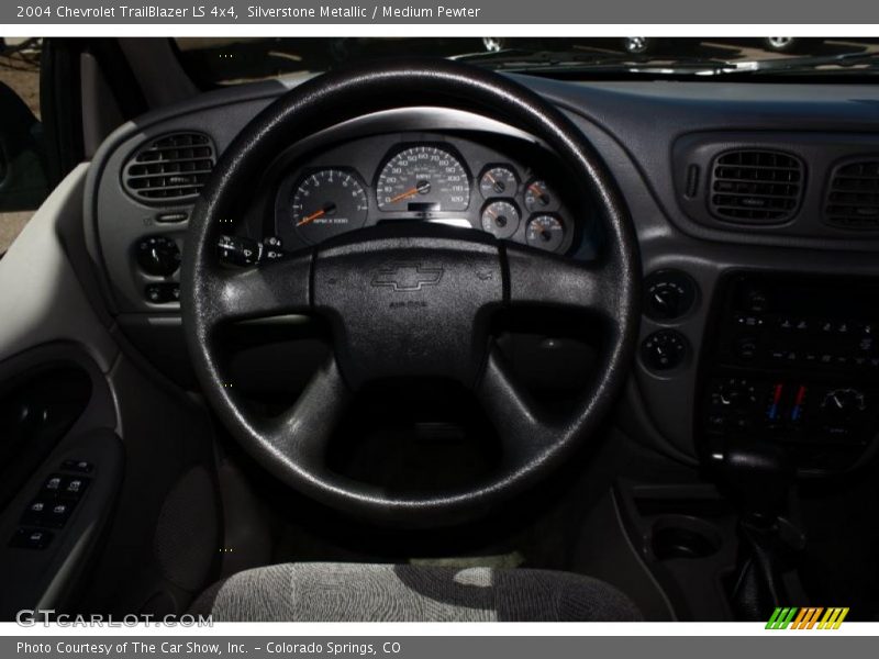 Silverstone Metallic / Medium Pewter 2004 Chevrolet TrailBlazer LS 4x4