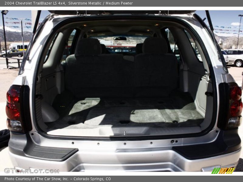 Silverstone Metallic / Medium Pewter 2004 Chevrolet TrailBlazer LS 4x4