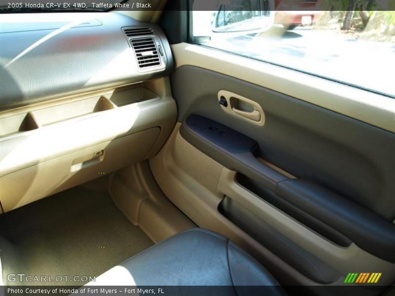 Taffeta White / Black 2005 Honda CR-V EX 4WD