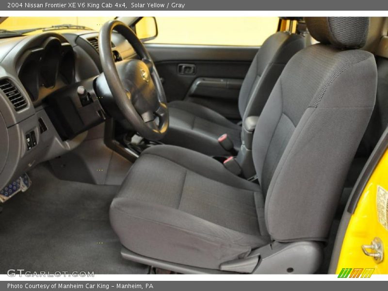 Solar Yellow / Gray 2004 Nissan Frontier XE V6 King Cab 4x4