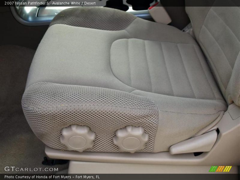 Avalanche White / Desert 2007 Nissan Pathfinder S
