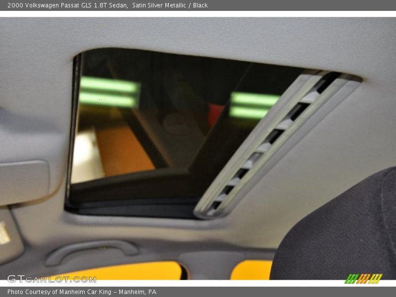 Satin Silver Metallic / Black 2000 Volkswagen Passat GLS 1.8T Sedan