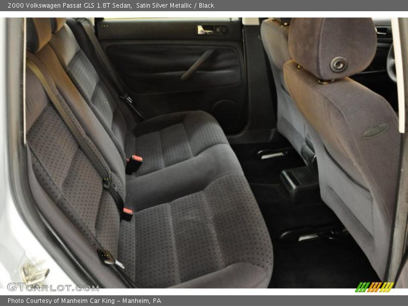 Satin Silver Metallic / Black 2000 Volkswagen Passat GLS 1.8T Sedan