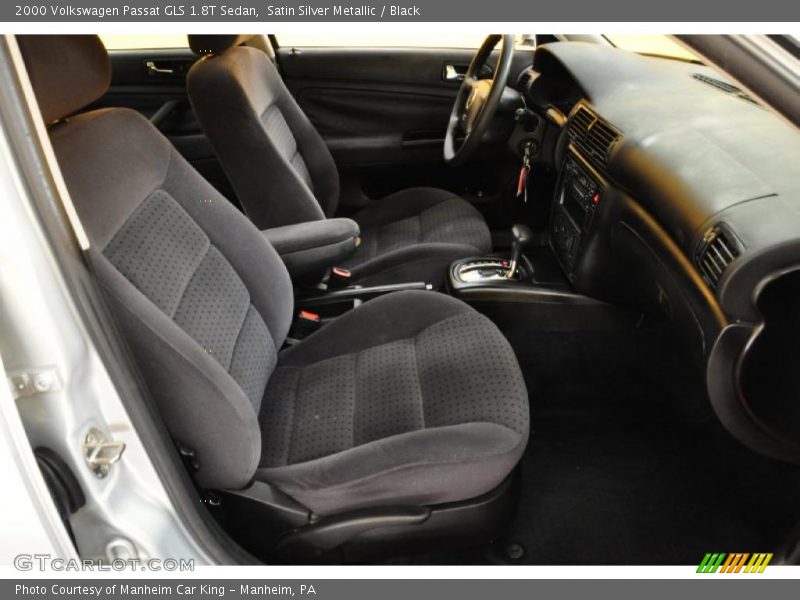 Satin Silver Metallic / Black 2000 Volkswagen Passat GLS 1.8T Sedan