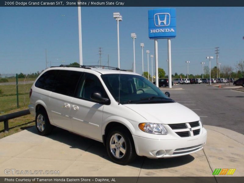 Stone White / Medium Slate Gray 2006 Dodge Grand Caravan SXT