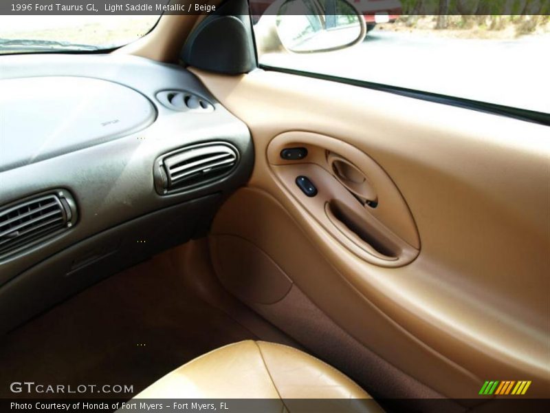 Light Saddle Metallic / Beige 1996 Ford Taurus GL