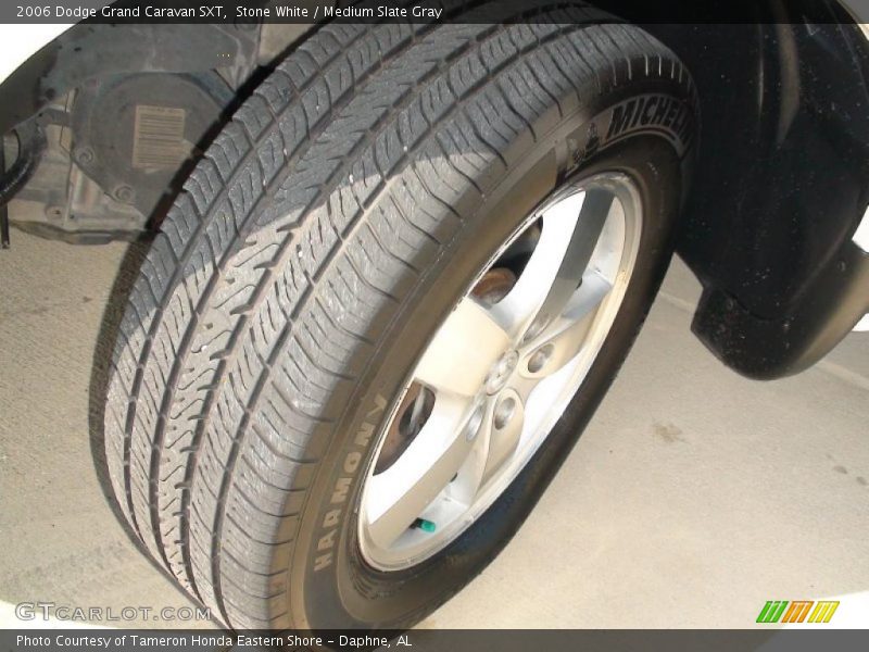 Stone White / Medium Slate Gray 2006 Dodge Grand Caravan SXT