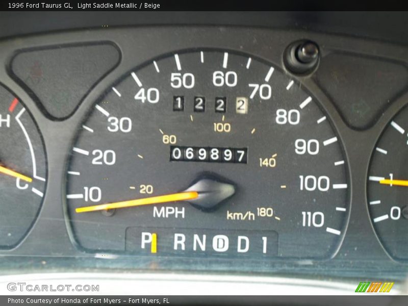 Light Saddle Metallic / Beige 1996 Ford Taurus GL