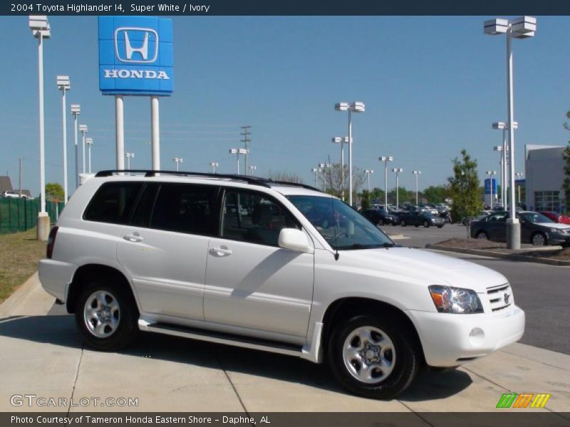 Super White / Ivory 2004 Toyota Highlander I4