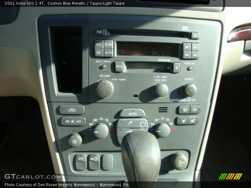 Cosmos Blue Metallic / Taupe/Light Taupe 2001 Volvo S60 2.4T