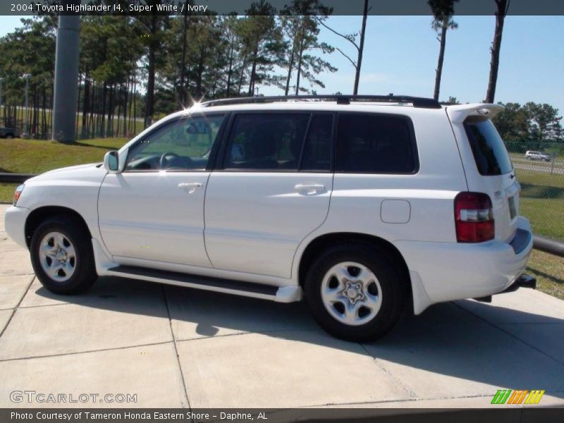 Super White / Ivory 2004 Toyota Highlander I4