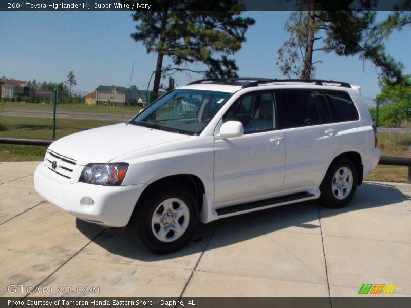 Super White / Ivory 2004 Toyota Highlander I4