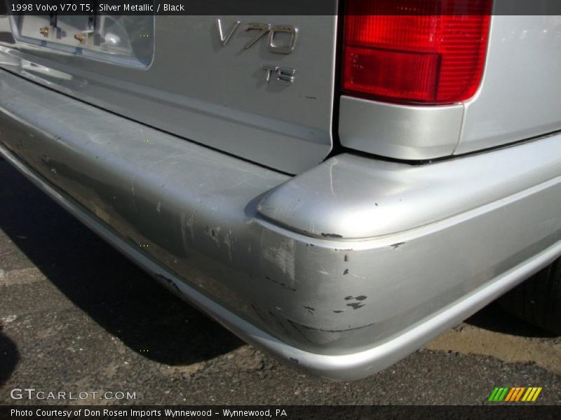 Silver Metallic / Black 1998 Volvo V70 T5