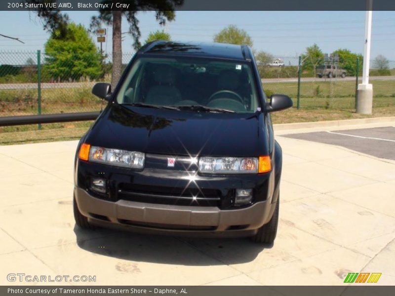 Black Onyx / Gray 2004 Saturn VUE AWD