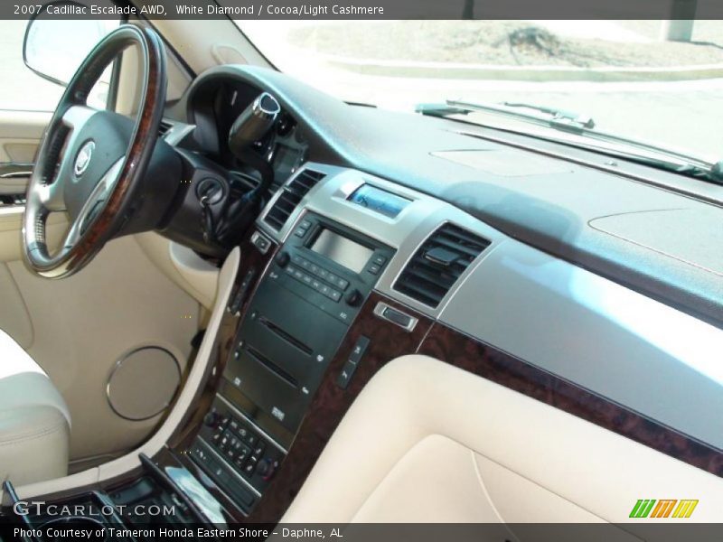 White Diamond / Cocoa/Light Cashmere 2007 Cadillac Escalade AWD