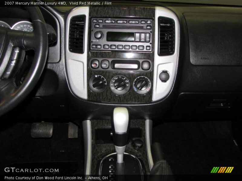 Vivid Red Metallic / Flint 2007 Mercury Mariner Luxury 4WD