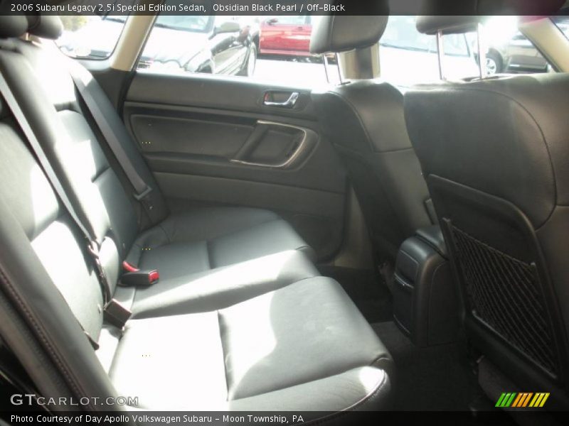 Obsidian Black Pearl / Off-Black 2006 Subaru Legacy 2.5i Special Edition Sedan