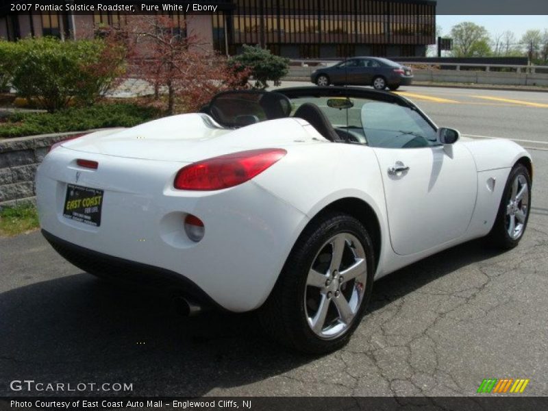 Pure White / Ebony 2007 Pontiac Solstice Roadster