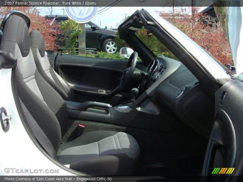 Pure White / Ebony 2007 Pontiac Solstice Roadster