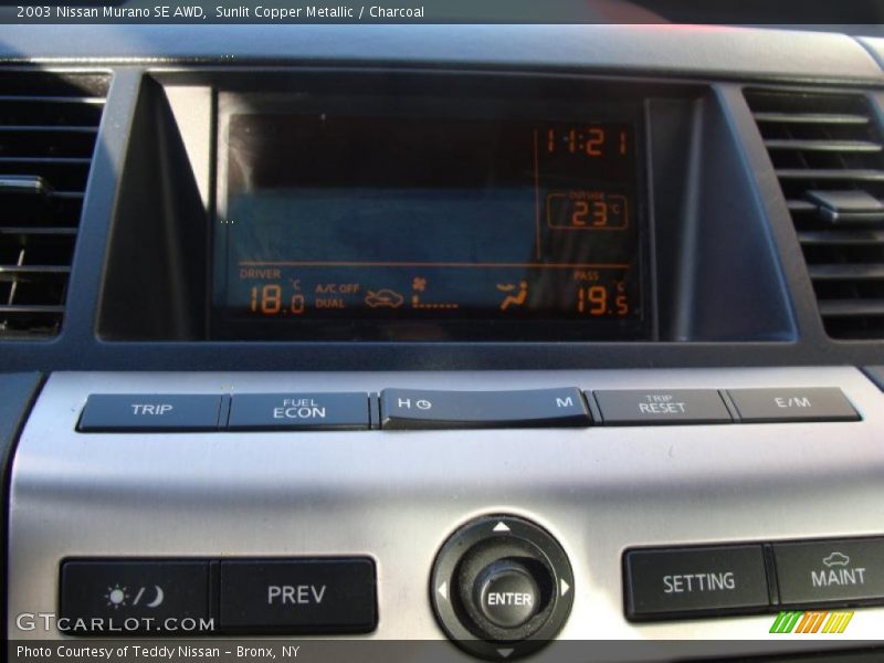 Sunlit Copper Metallic / Charcoal 2003 Nissan Murano SE AWD