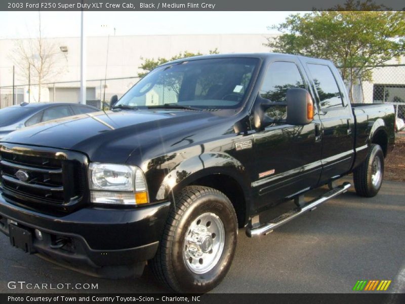 Black / Medium Flint Grey 2003 Ford F250 Super Duty XLT Crew Cab