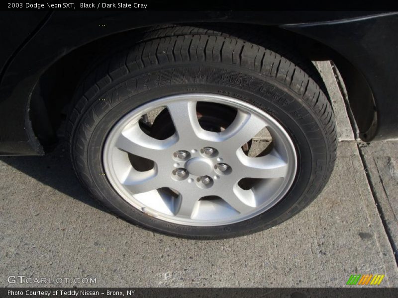 Black / Dark Slate Gray 2003 Dodge Neon SXT