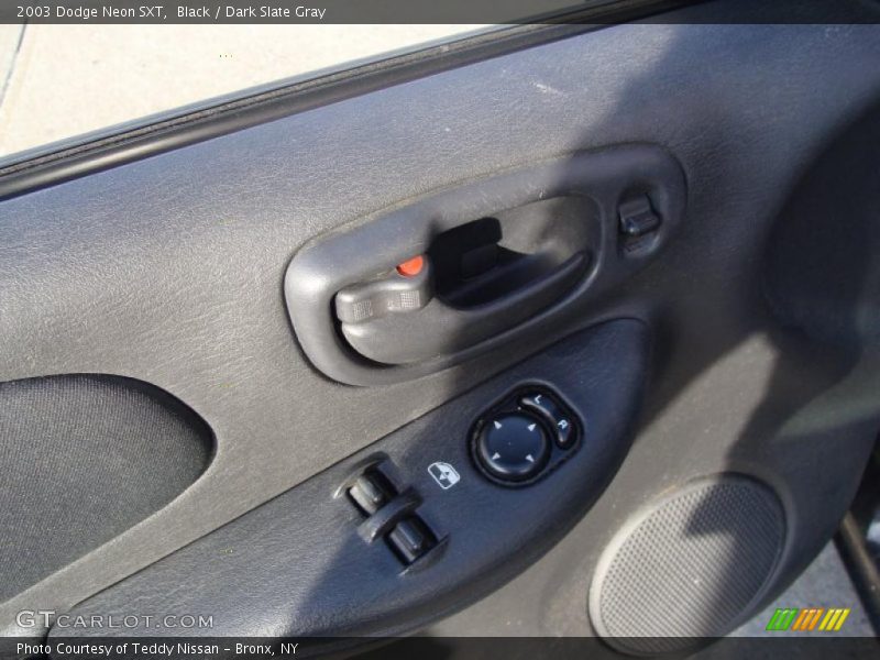 Black / Dark Slate Gray 2003 Dodge Neon SXT