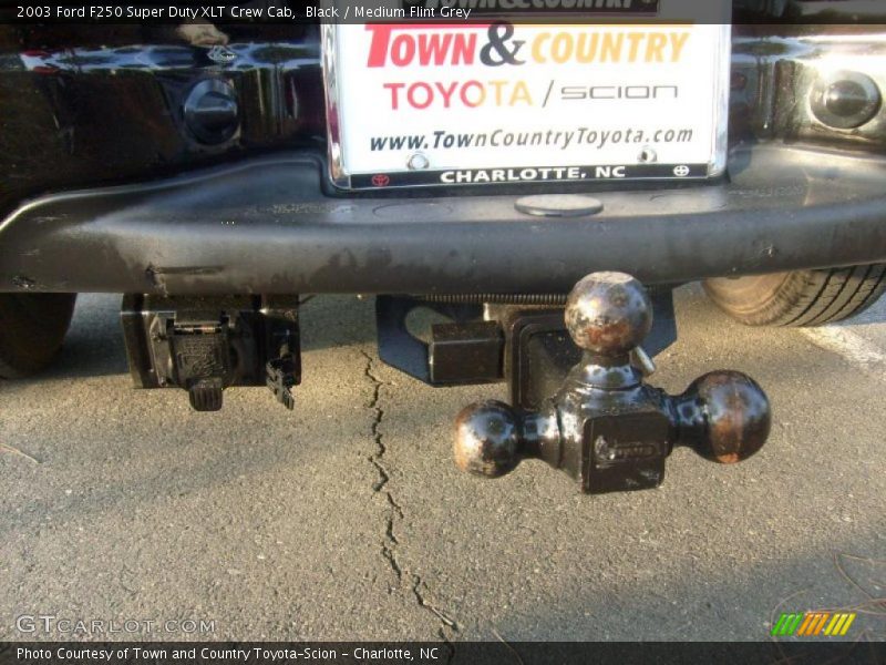 Black / Medium Flint Grey 2003 Ford F250 Super Duty XLT Crew Cab