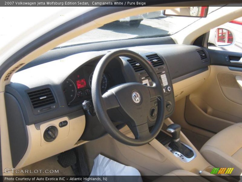 Campanella White / Pure Beige 2007 Volkswagen Jetta Wolfsburg Edition Sedan