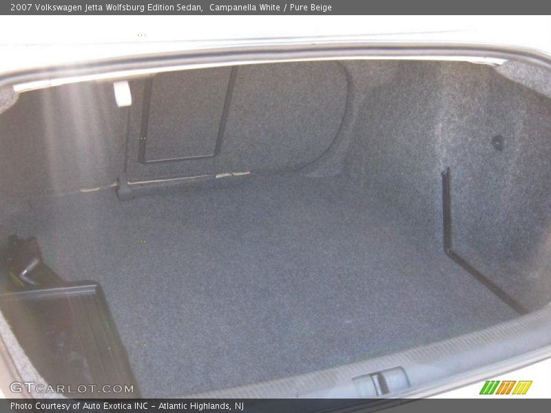 Campanella White / Pure Beige 2007 Volkswagen Jetta Wolfsburg Edition Sedan