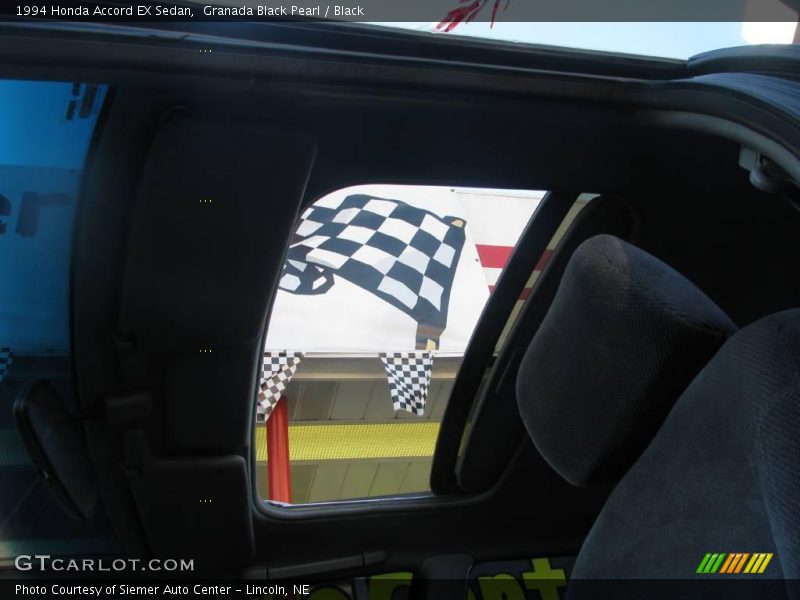 Granada Black Pearl / Black 1994 Honda Accord EX Sedan