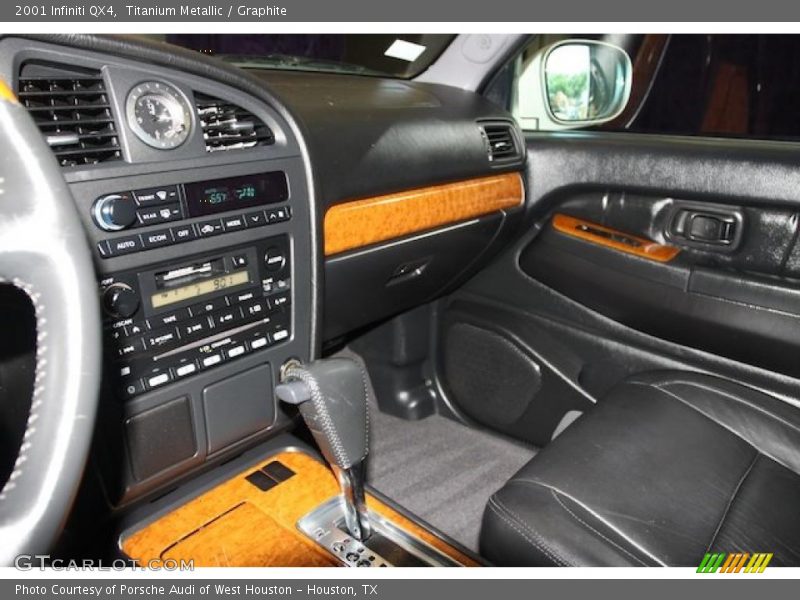 Titanium Metallic / Graphite 2001 Infiniti QX4