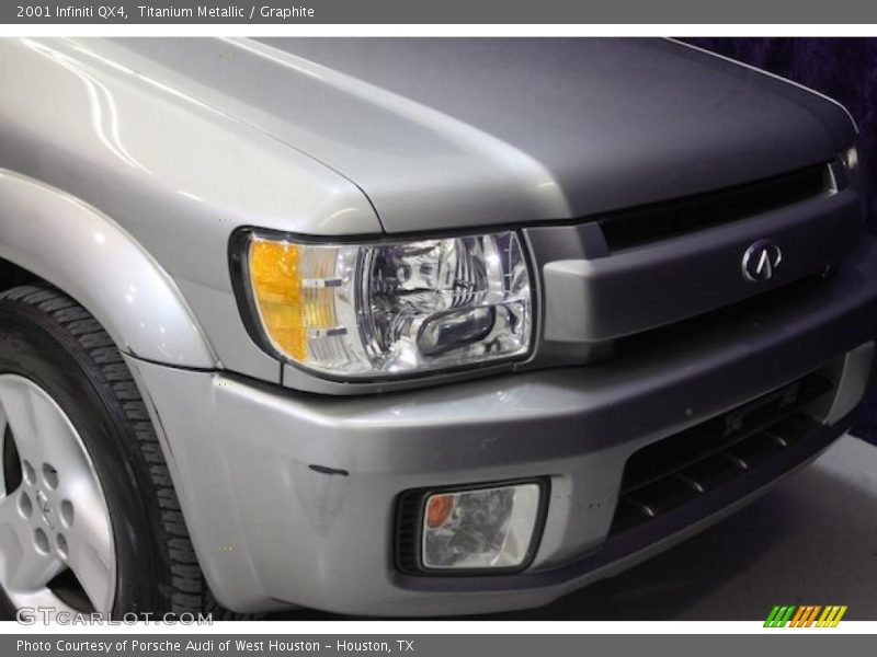 Titanium Metallic / Graphite 2001 Infiniti QX4
