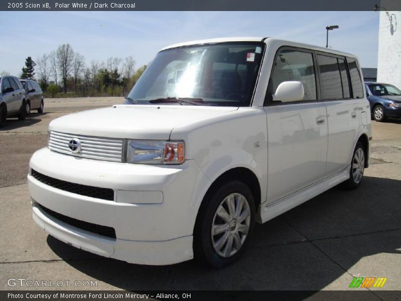 Polar White / Dark Charcoal 2005 Scion xB