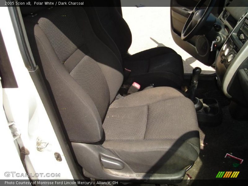 Polar White / Dark Charcoal 2005 Scion xB